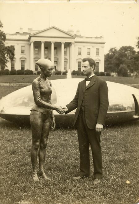 [FLUX] - 1800's photograph