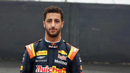 KK | Daniel Ricciardo SDXL版本Daniel Ricciardo XL_kk (ID: 192579)