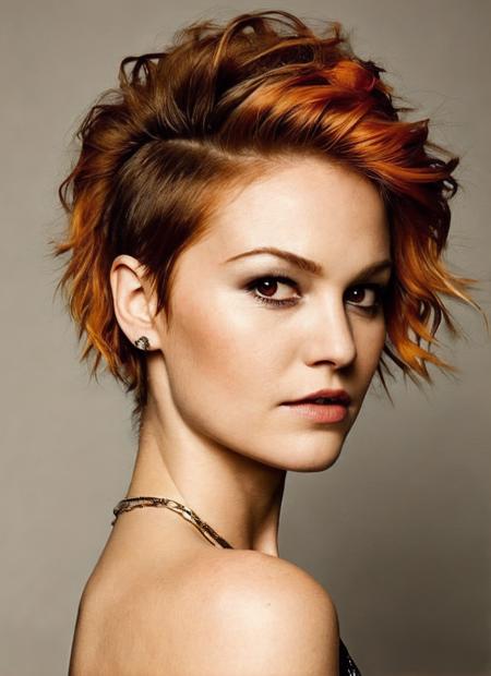 Julia Stiles