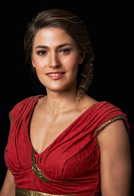 Melissanthi Mahut (The Misthios) XL版本Melissanthi Mahut (The Mistios) XL (The Mistios)