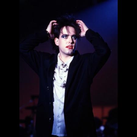 Robert Smith ( The Cure)