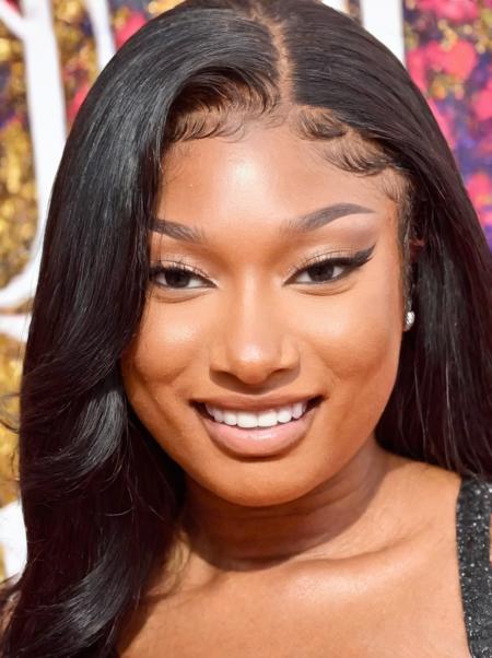 Megan Thee Stallion (rapper) [XL]