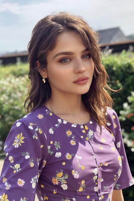 Joey King | ??