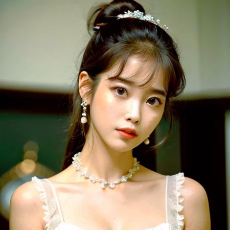 IU_Lora / realistic
