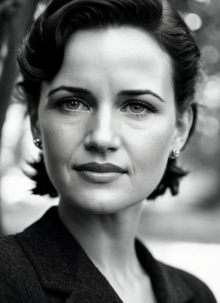 Carla Gugino