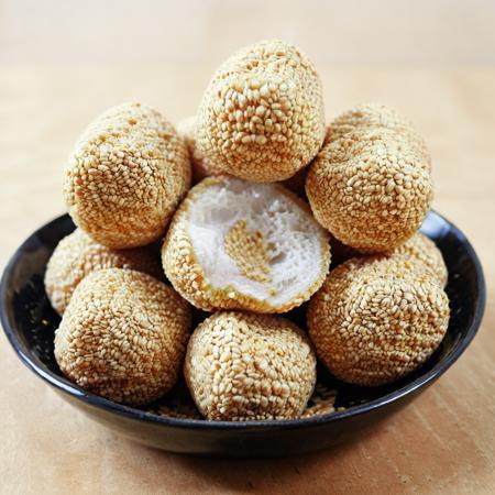 蔴老 (bí-láu)Chinese new year snacks 05