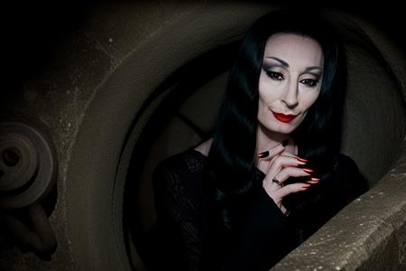 Morticia Addams (The Addams Family (1991 film)) / Anjelica Huston