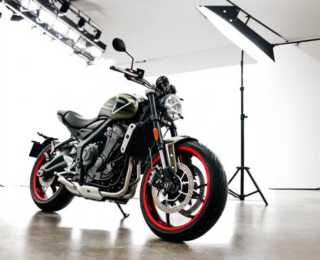 trident 660