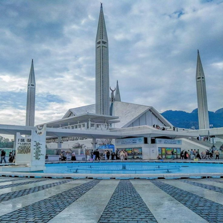 Pakistani_FaisalMosque_LoRA