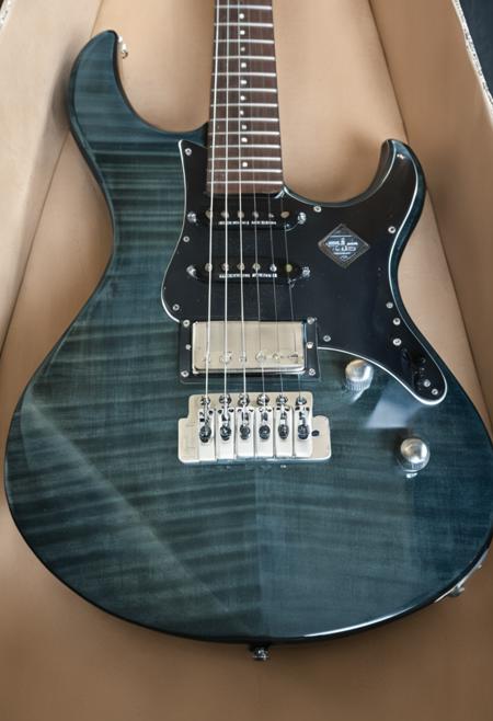 YAMAHA Pacifica612VIIFM SDXL
