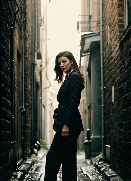 Shohreh Aghdashloo