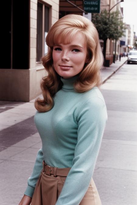Linda Evans