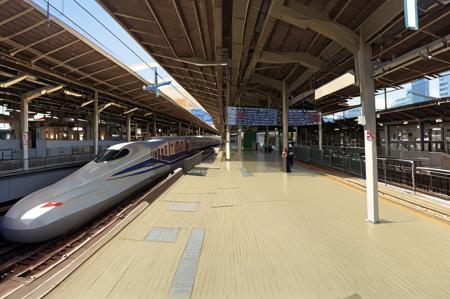 東京駅　東海道・山陽新幹線ホーム