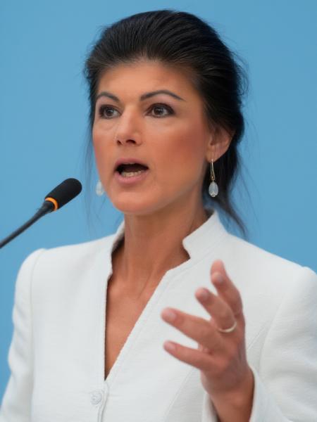 [Flux/SDXL/Pony] Sahra Wagenknecht