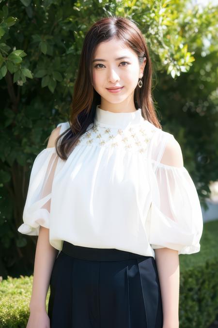 Yuriko Yoshitaka版本v1.0 (ID: 724730)