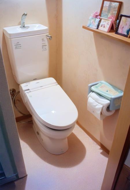 日本の住宅のトイレ Toilets in Japanese Houses PONY