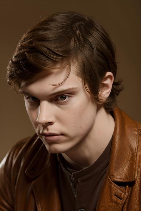 Evan Peters