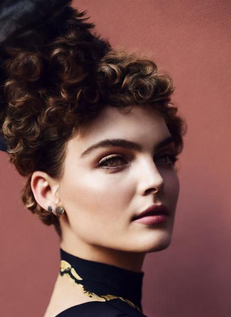 Camren Bicondova