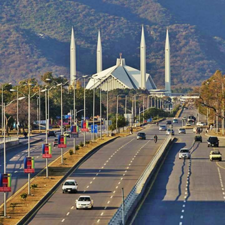 Pakistani_FaisalMosque_LoRA