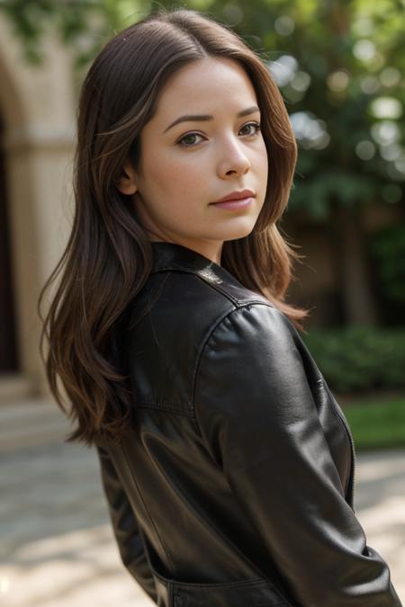 Holly Marie Combs (2000s)