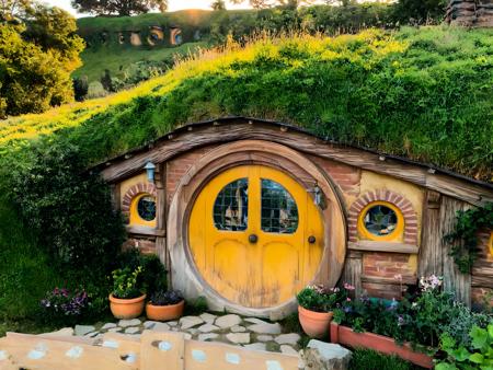 JJ's Hobbit House