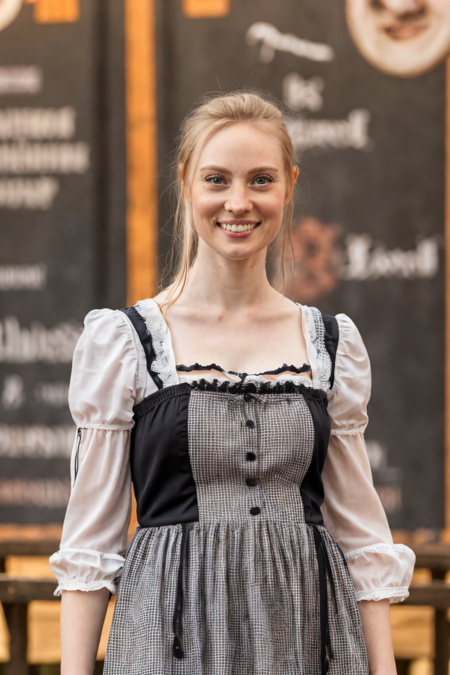 Deborah Ann Woll | ??