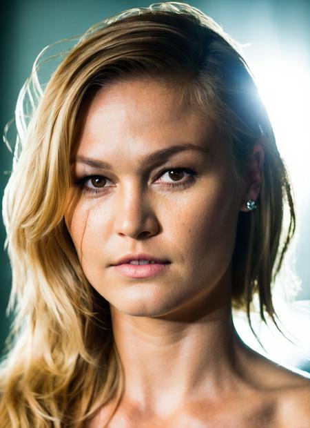 Julia Stiles
